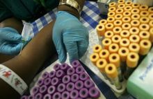 https://www.sante-decouverte.com/wp-content/uploads/imgsd/l-afrique-du-sud-teste-le-premier-vaccin-anti-sida-concu-sur-le-continent_s.jpg